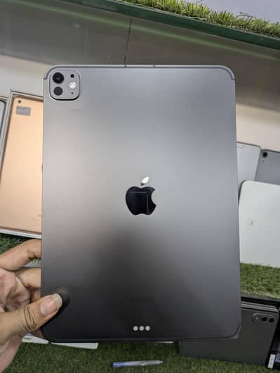 Ipad pro M4 chip 11 inches 256 Wifi