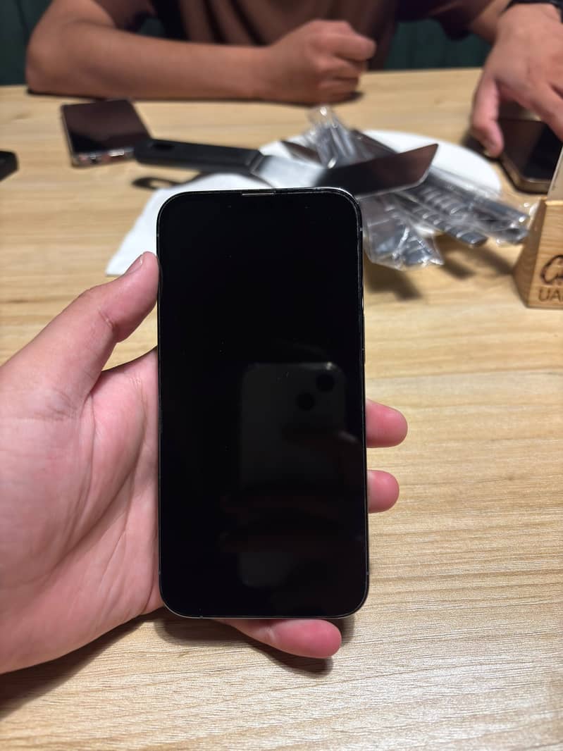 Apple iPhone 13 Pro 1