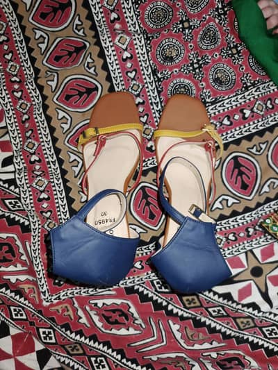 stylo sandle
