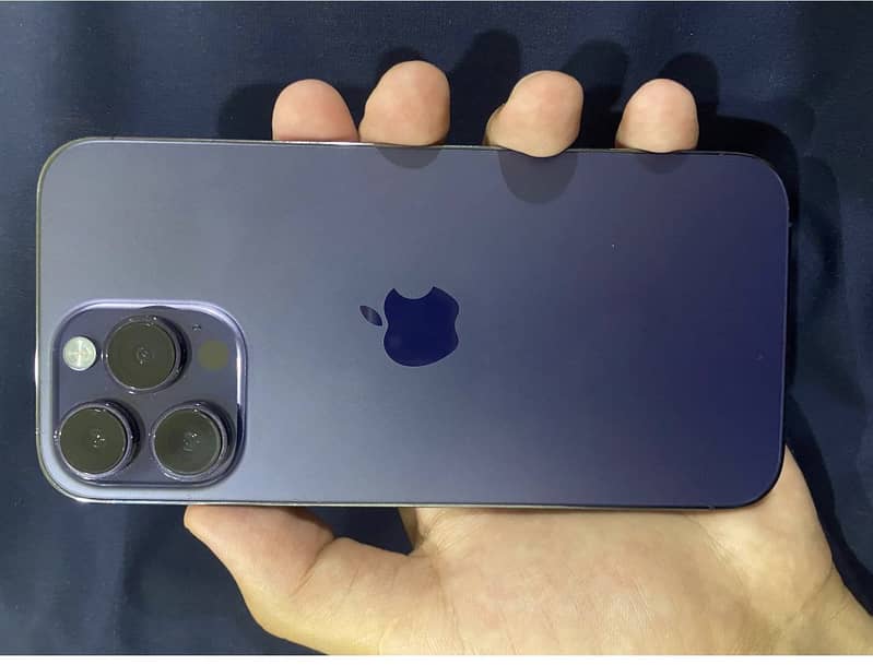 Apple iPhone 14 Pro Max 0