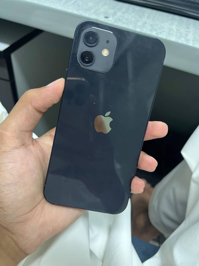 Apple iPhone 12 0