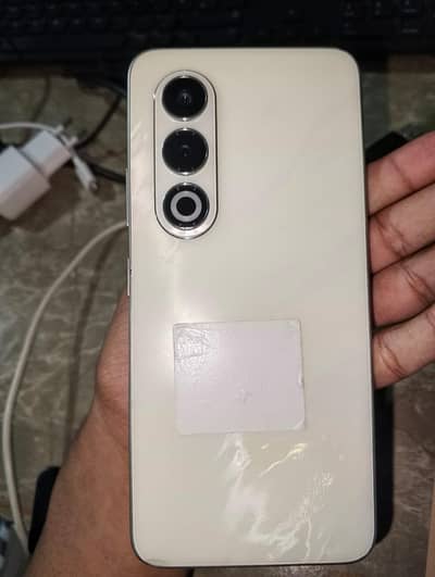 Itel S25 128GB | 6GB RAM | Box & Original Fast Charger