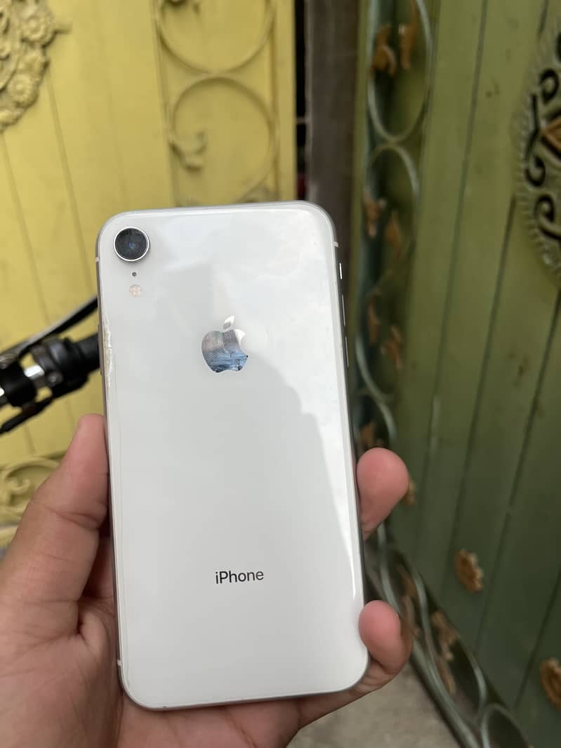 iPhone xr 5