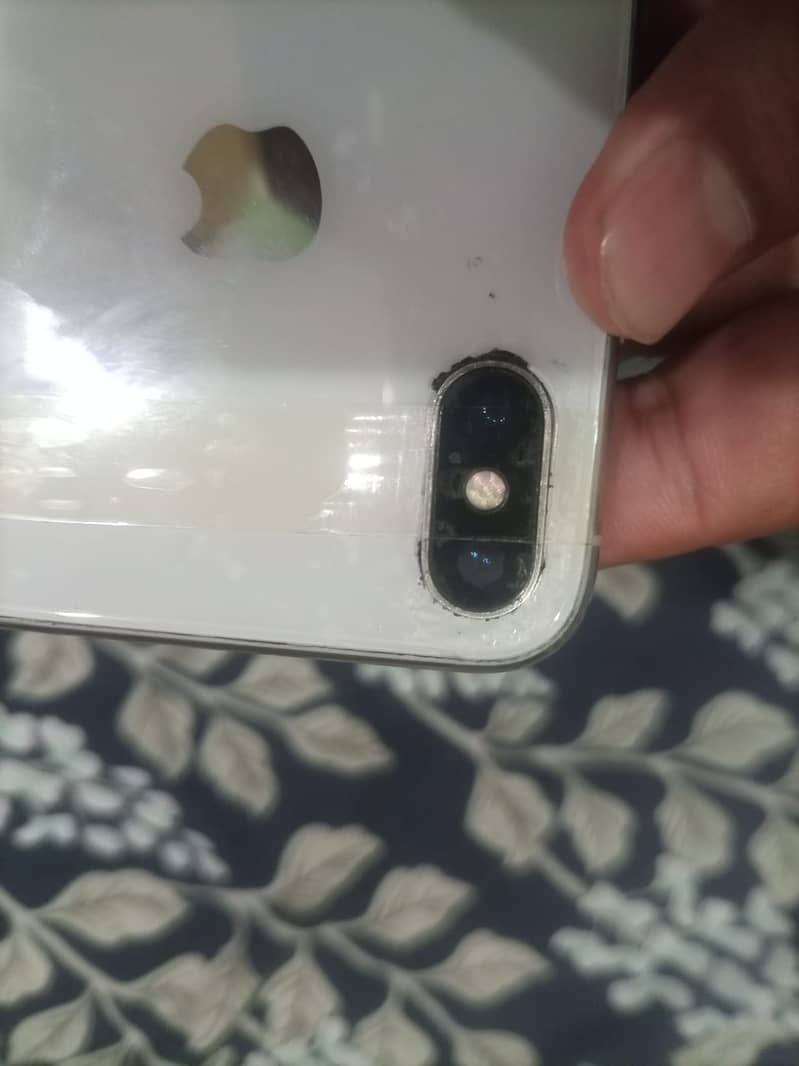 Apple iPhone X 3