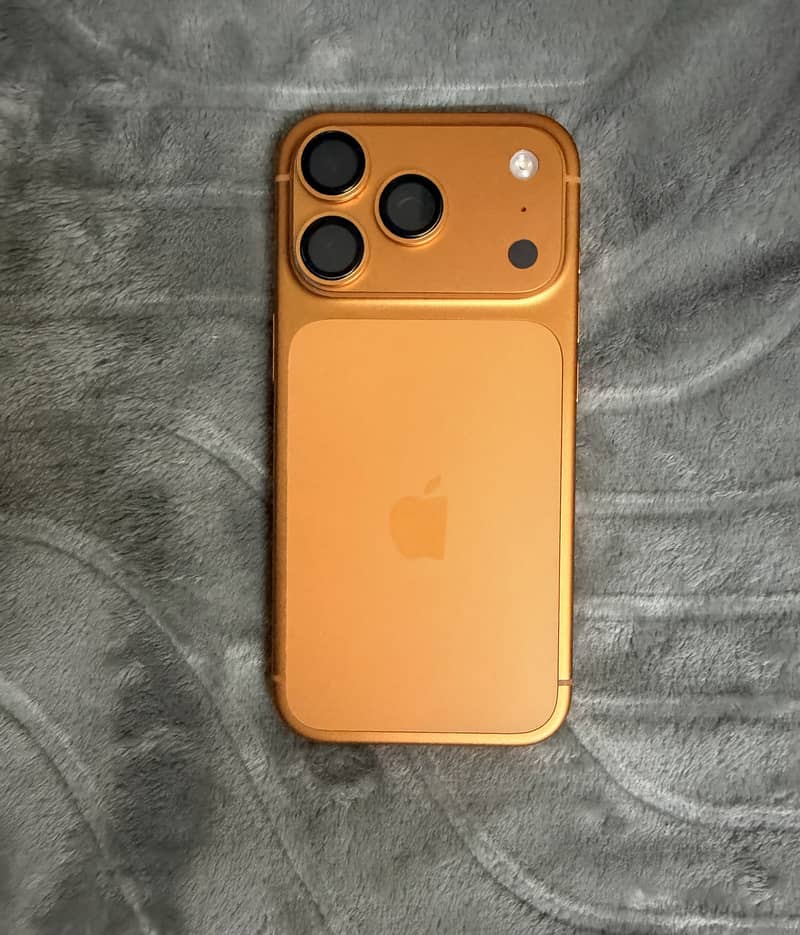 Apple iPhone 17 Pro 0
