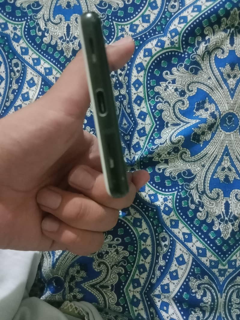 Google Pixel 6a 1