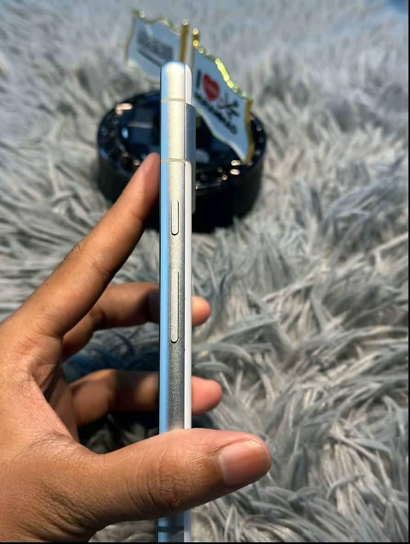 Google Pixel 7a 1