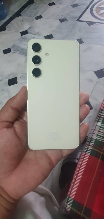 Samsung Mobile S24