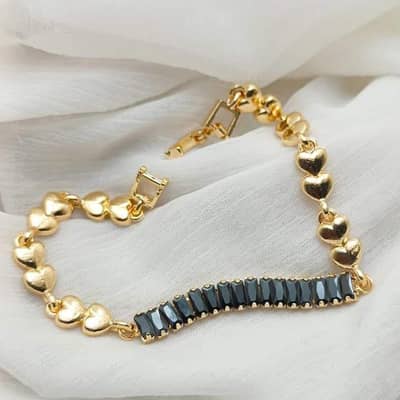 Beautiful Heart Design Bracelet | Stylish Jewelry