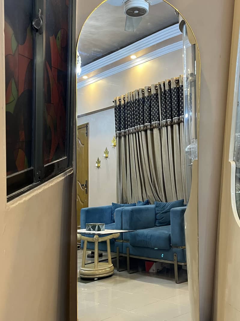 6ft mirror 0