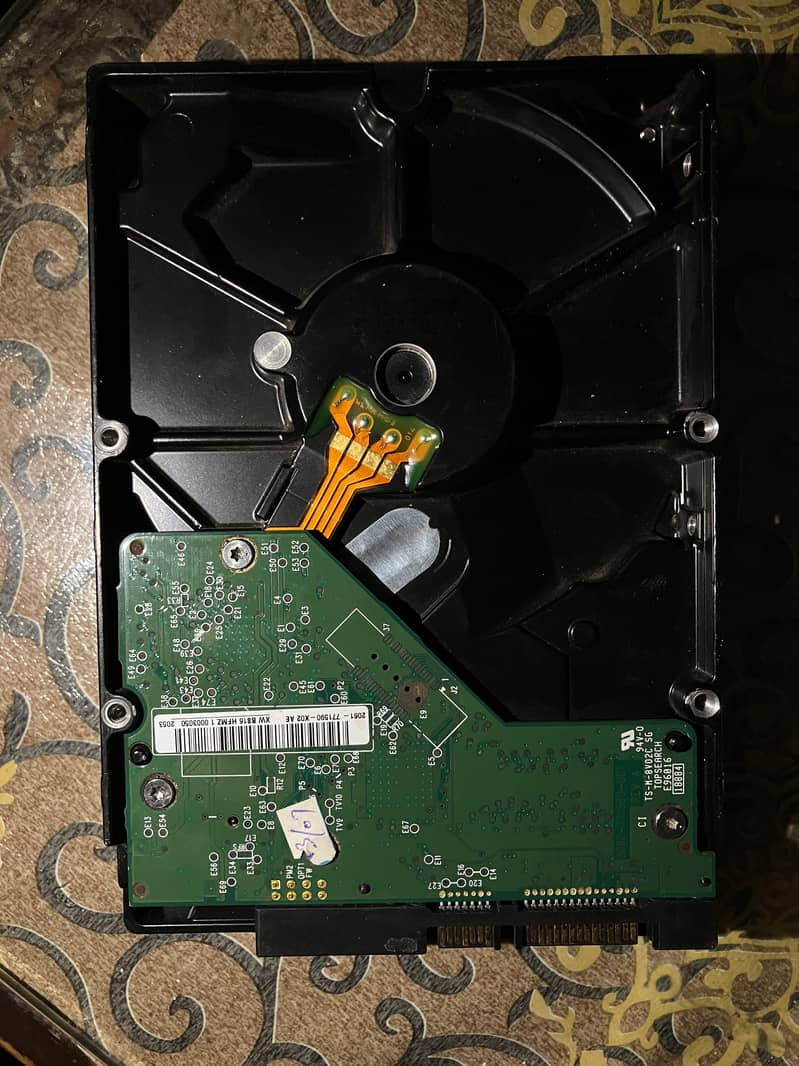 Computer harddrive 0