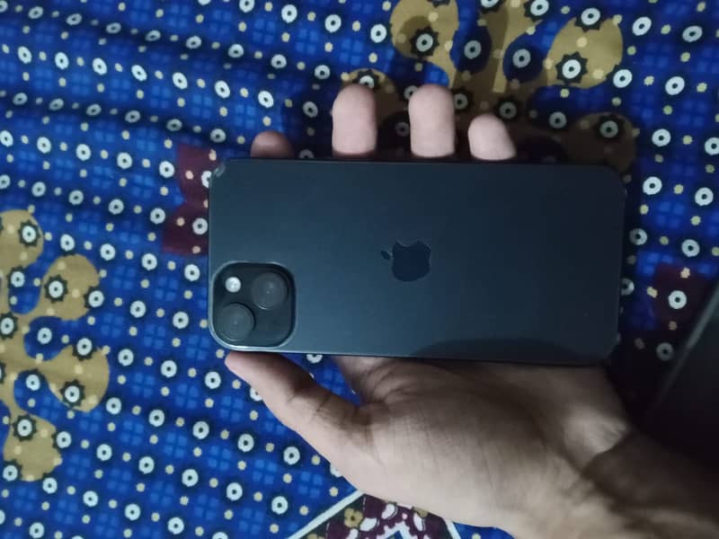 Apple iPhone 15 plus 1