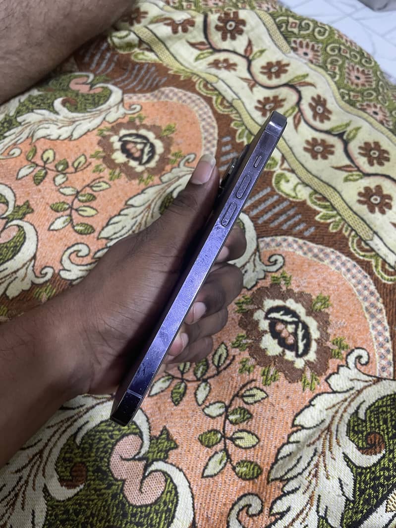 Apple iPhone 14 Pro Max 5