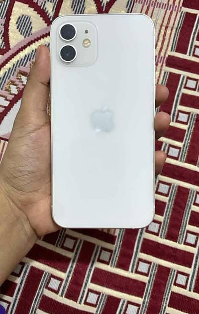Apple iPhone 12