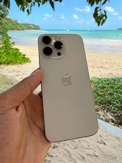iPhone 16 pro max approved