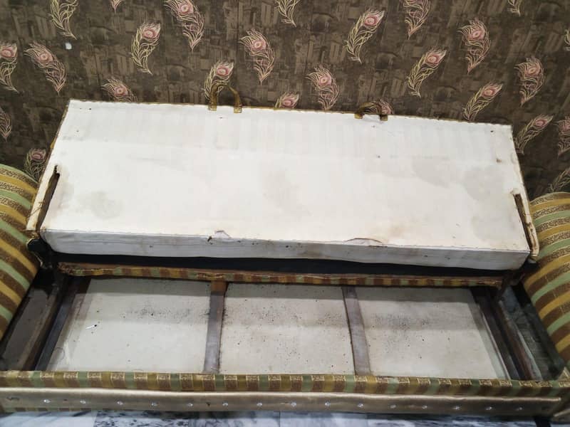 Sofa cumbed 5