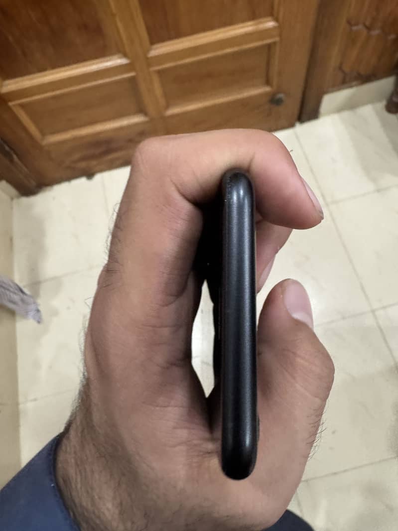 Apple iPhone SE 4