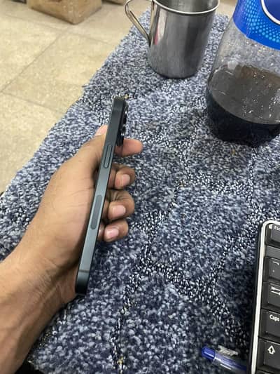 Apple iPhone 14