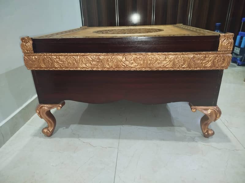 Drawing Room Table 4
