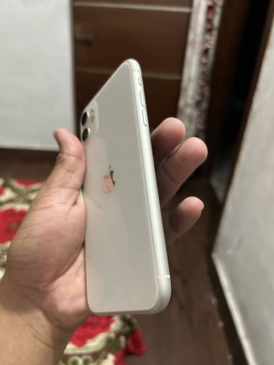 iPhone 11 64gb pta approved 03075502836