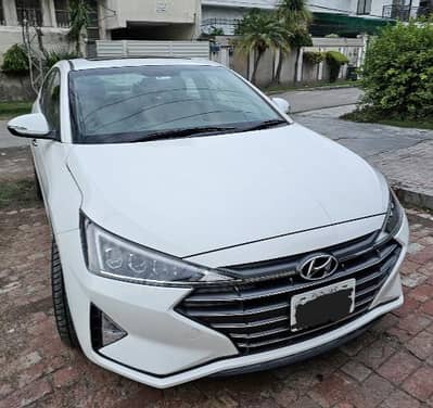 Hyundai Elantra GLS 2.0cc full option