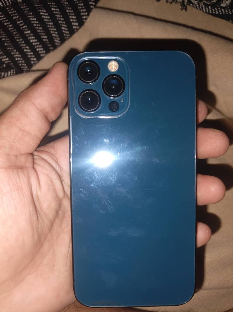 Apple iPhone 12 Pro 3