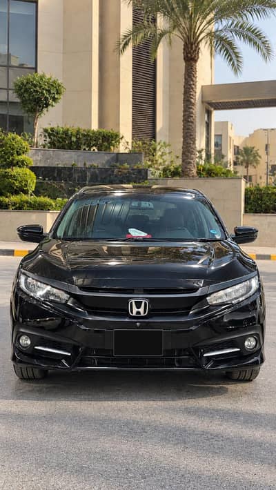 Honda Civic Oriel 1.8 i-VTEC UG — 2017 Model