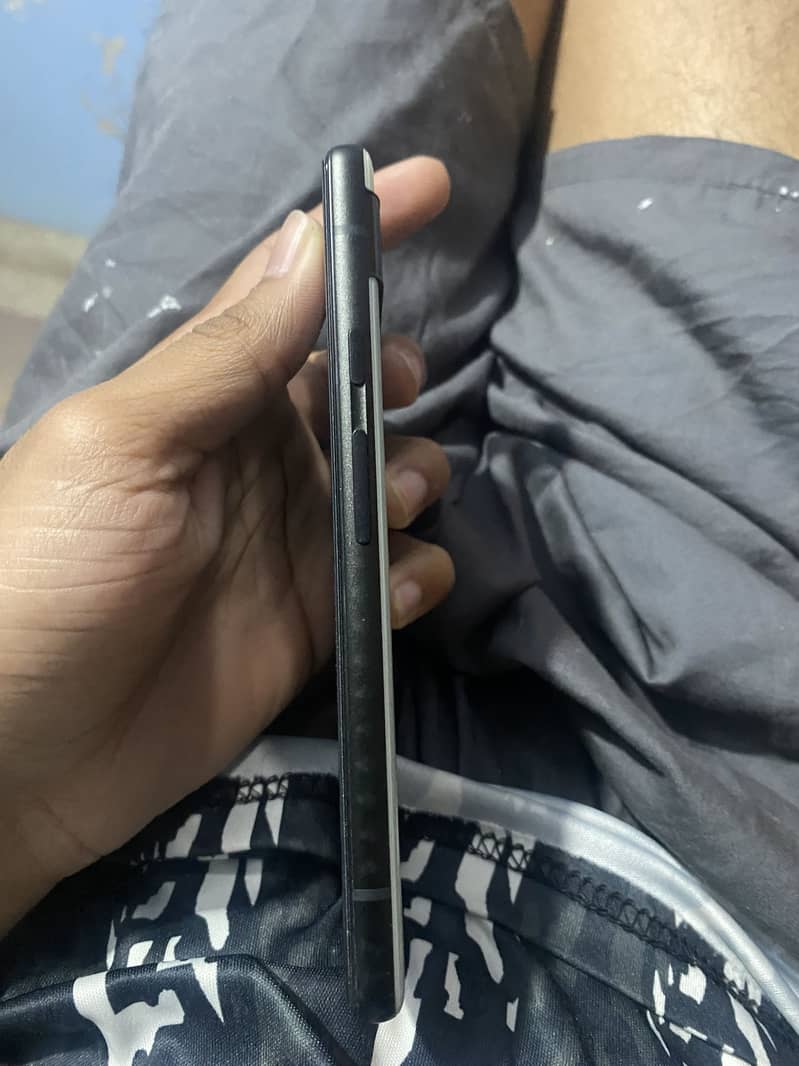 Google Pixel 6a 4