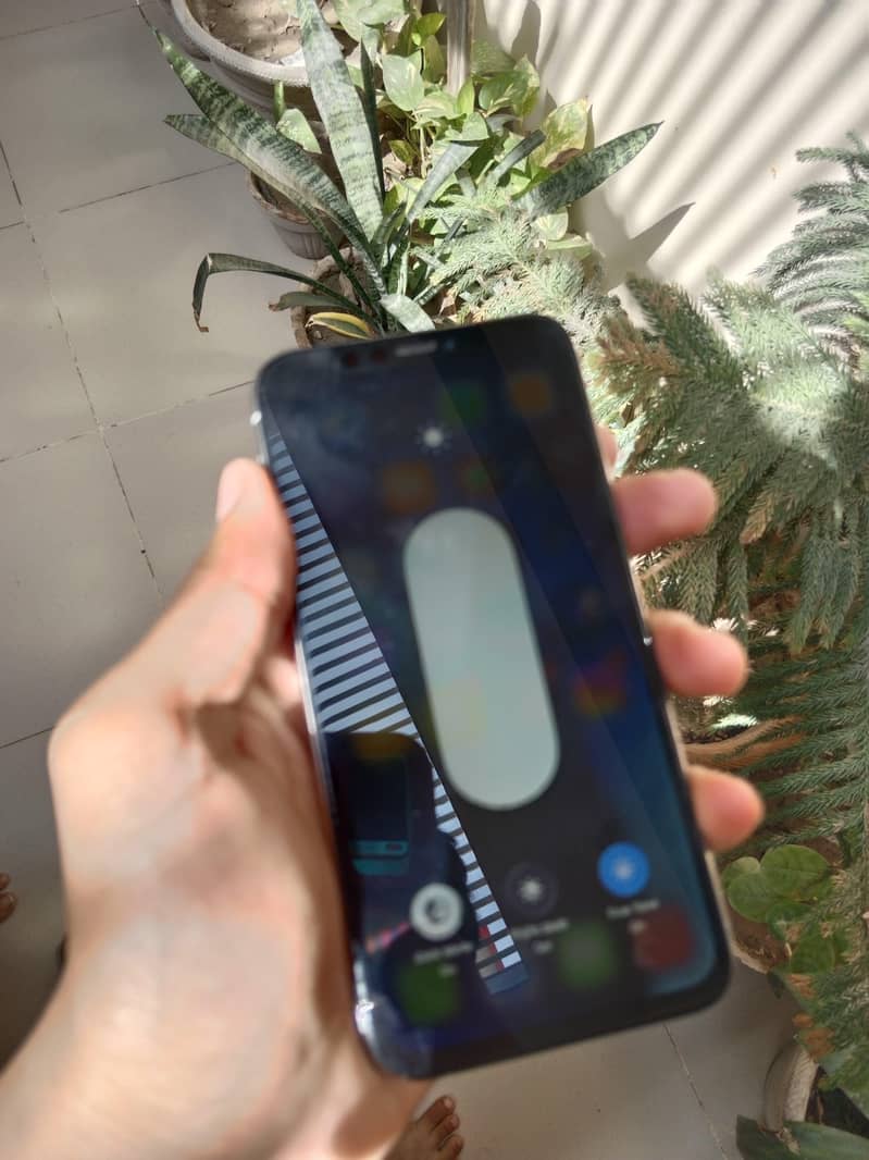 Apple iPhone 11 Pro 3