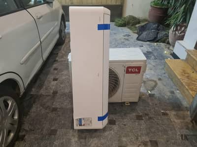 Totally genuine 1.5 ton Dc Inverter Available