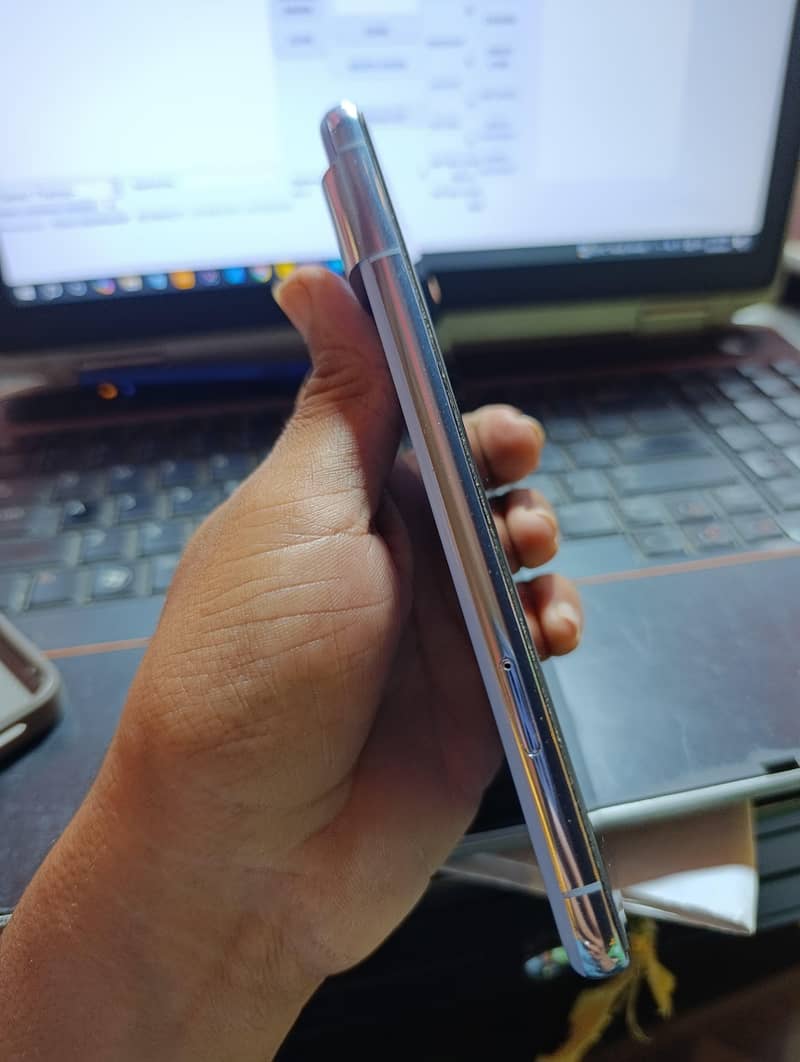 Google Pixel 8 Pro 3