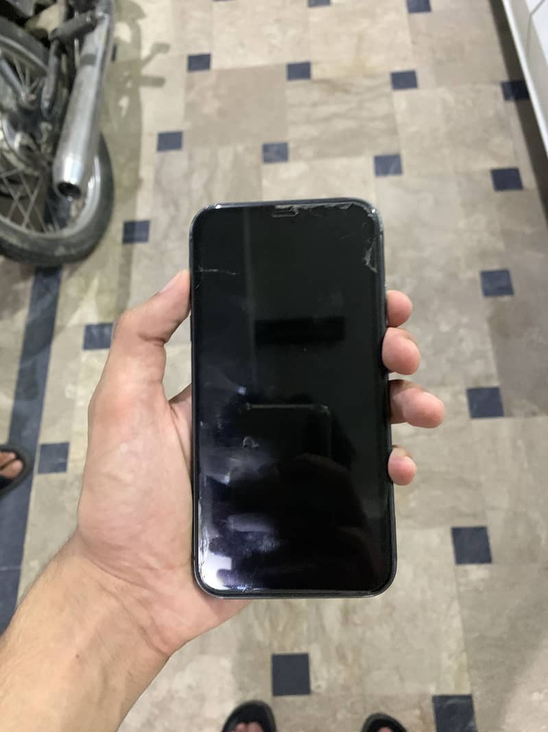 Apple iPhone 11 2