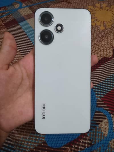 Infinix Hot 30 Play