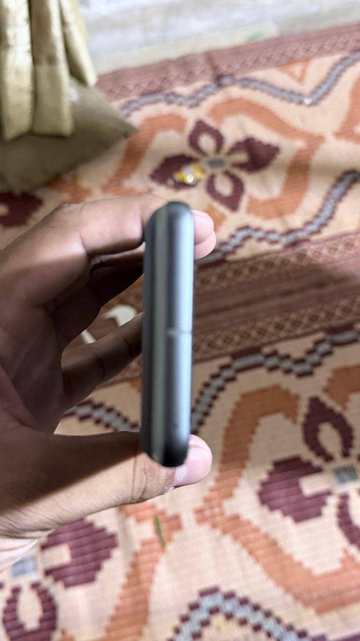 Google Pixel 8 3