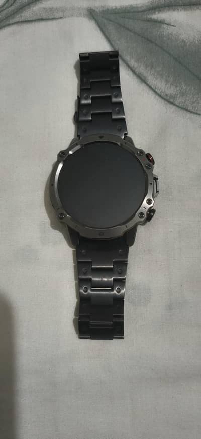 Zero Revoltt Pro Smart Watch in Brand New Condition