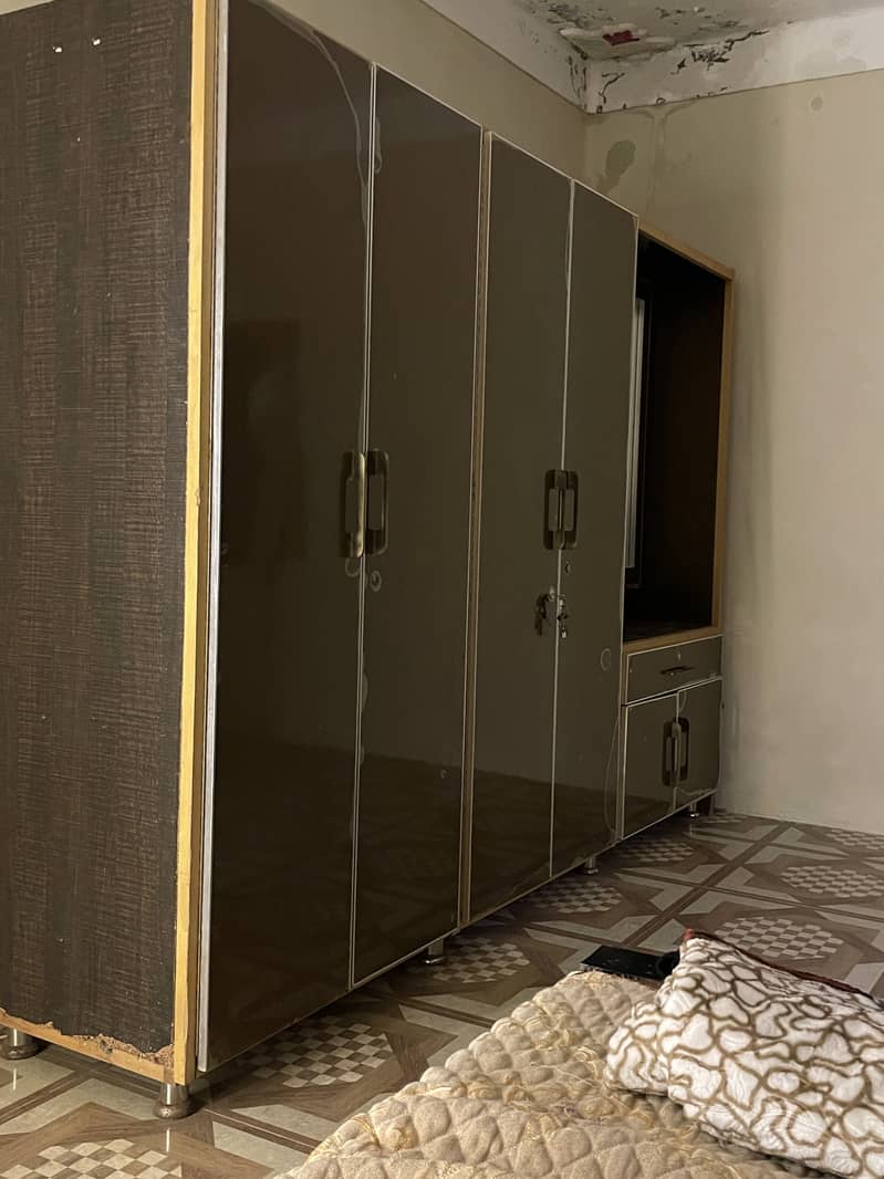 wardrobe with mirror 6