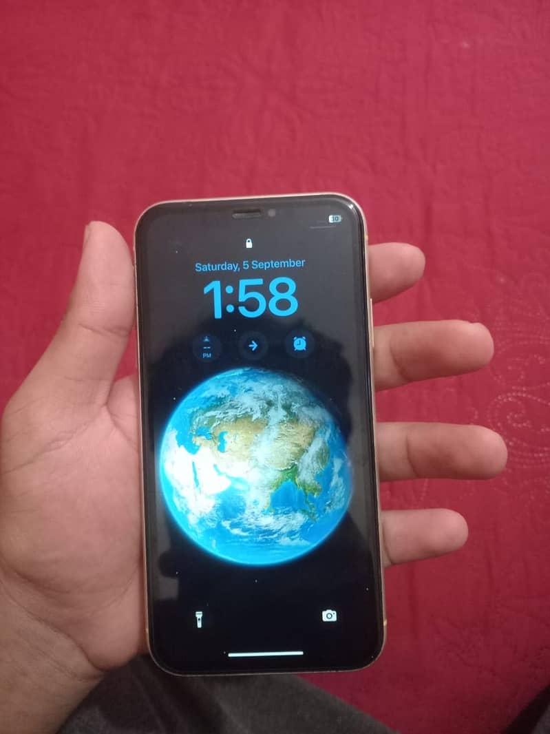 Apple iPhone XR 5