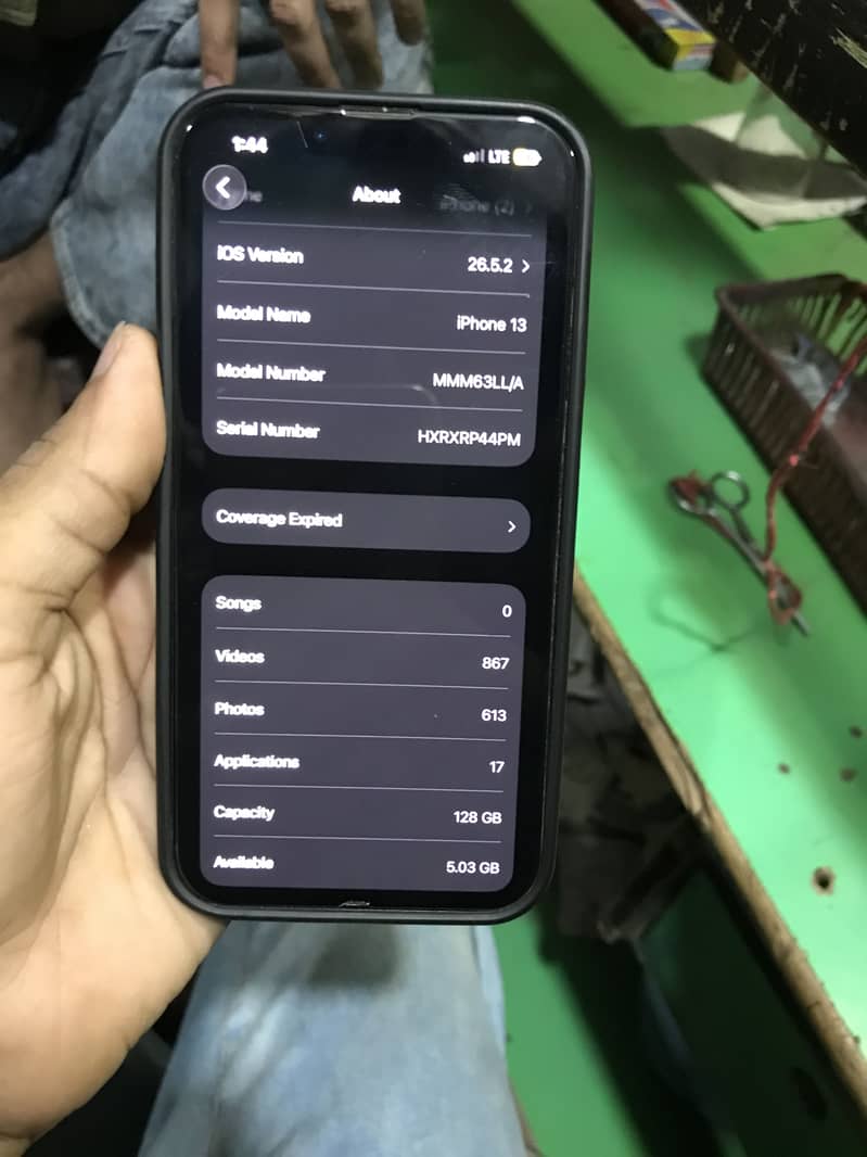 Apple iPhone 13 19