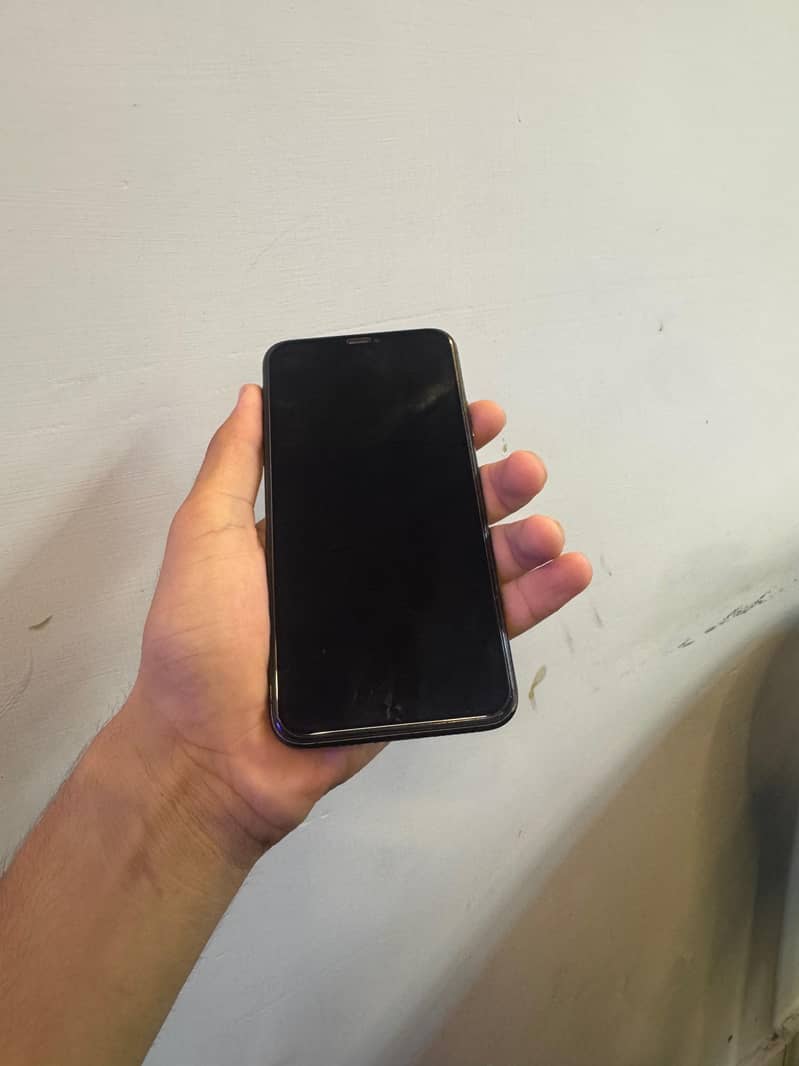 Apple iPhone 11 Pro Max 0