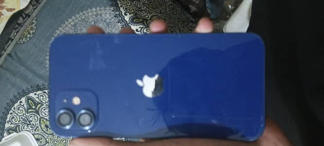 Apple iPhone 12