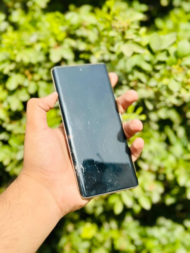 INFINIX ZERO 30 3