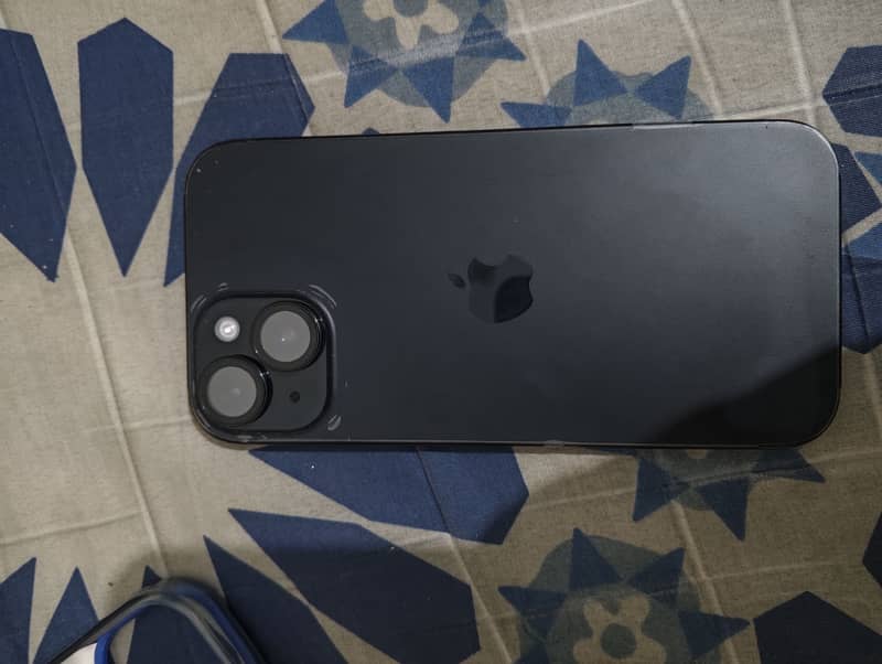 Apple iPhone 15 0