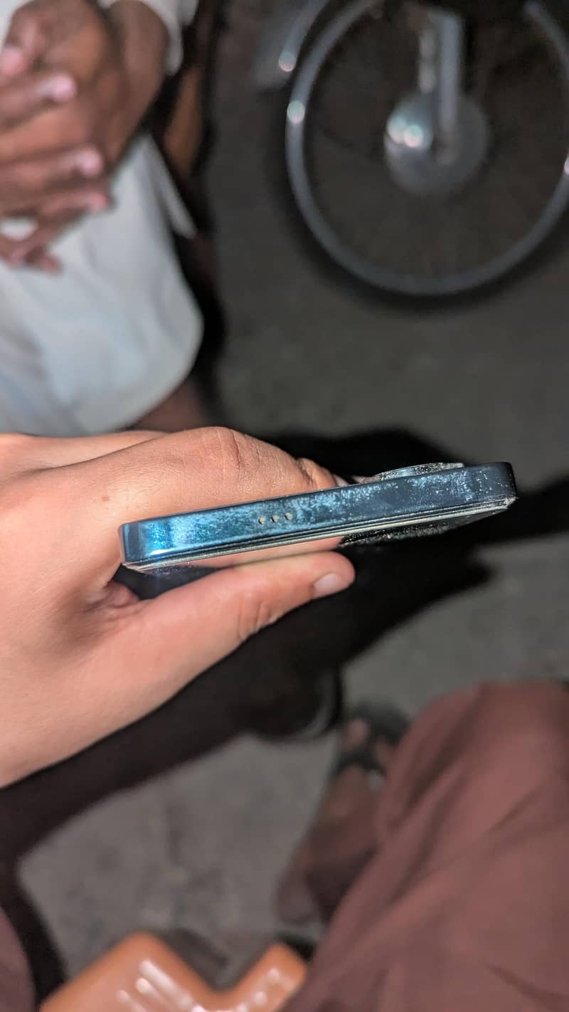 Tecno CAMON 20 2