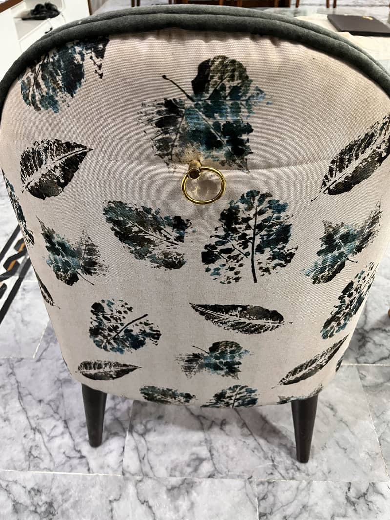 sofa chairs 1