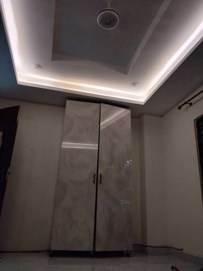 Wooden 8 ft cupboard/Almari
