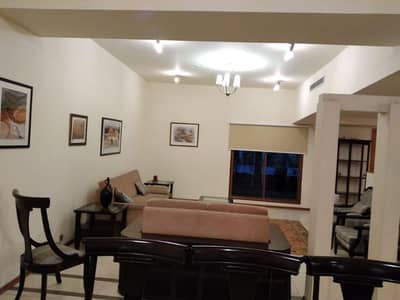 CANTT,EXECUTIVE APARTMENT FOR RENT MAIN BOULEVARD GULBERG GARDEN TOWN CANAL ROAD UPPER MALL SHADMAN GOR ZAMAN PARK LAHORE