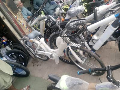 5 month use cycle white and grey colour & black