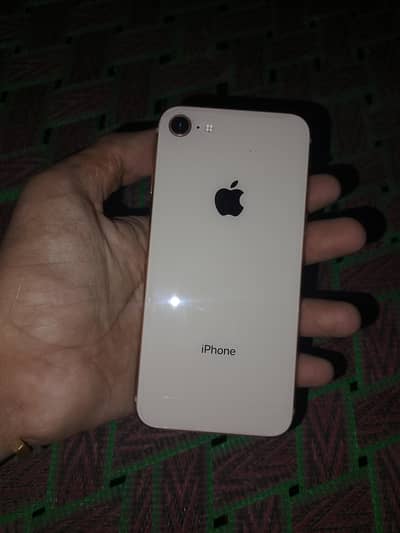 Apple iPhone 8