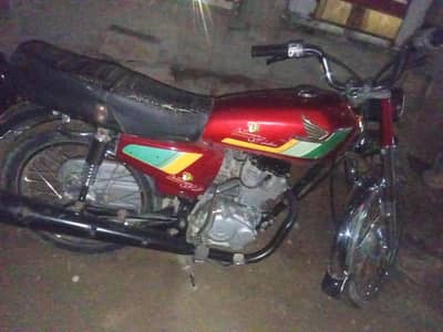 1982 model Honda 125 ok condition