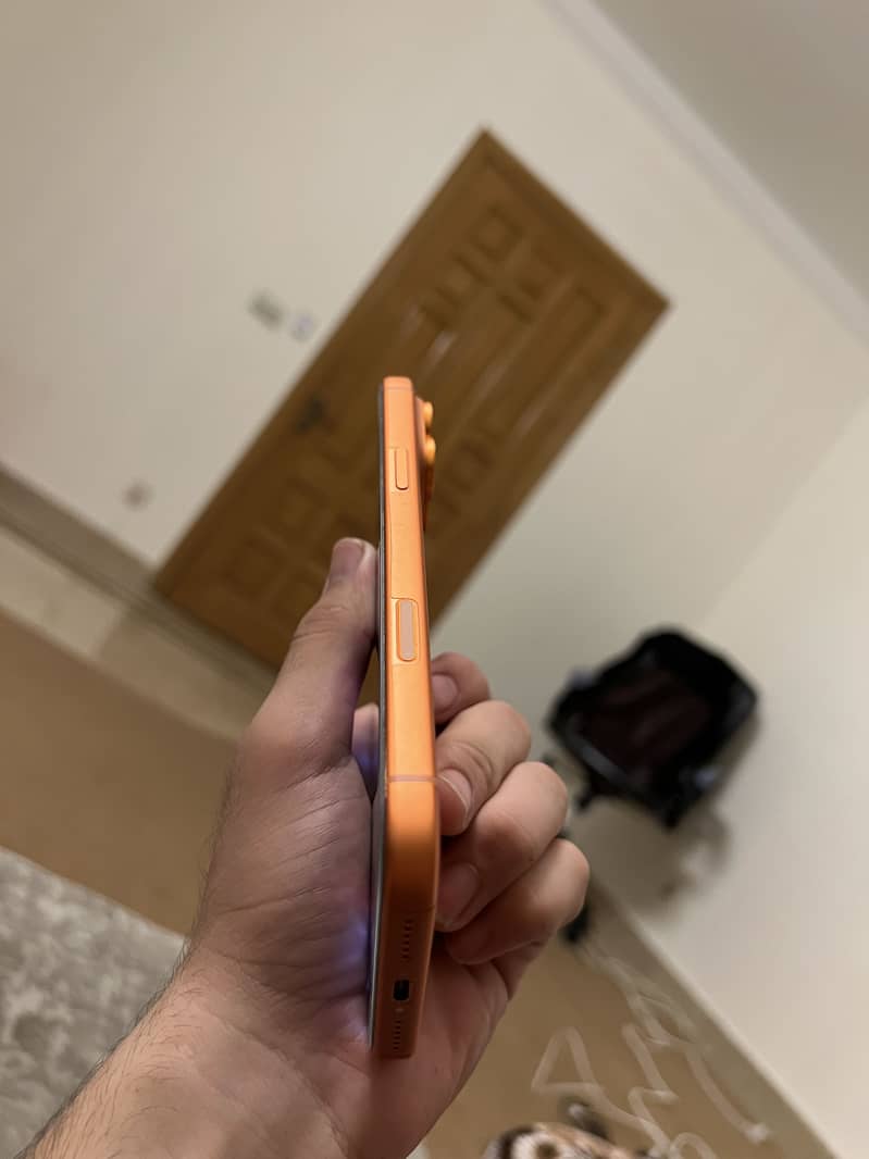 Apple iPhone 17 Pro Max 7